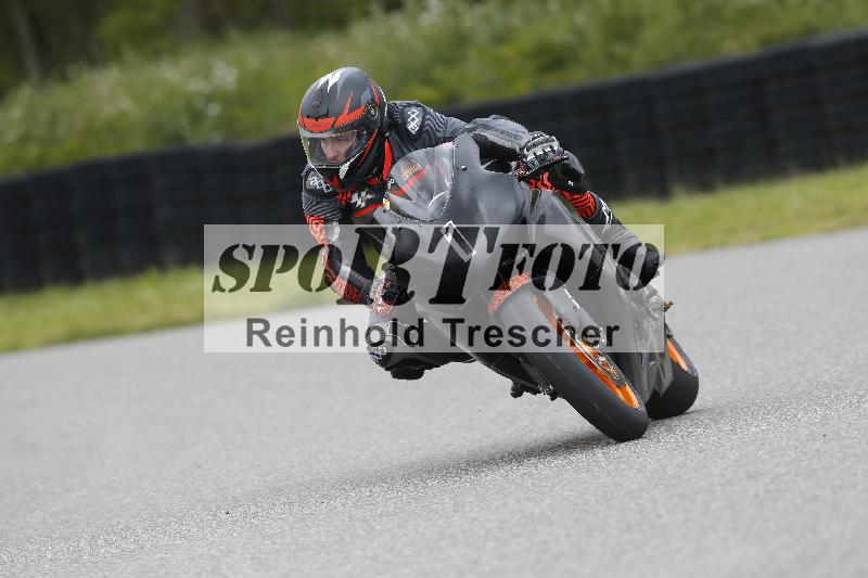 /Archiv-2024/13 22.04.2024 Plüss Moto Sport ADR/Einsteiger/1